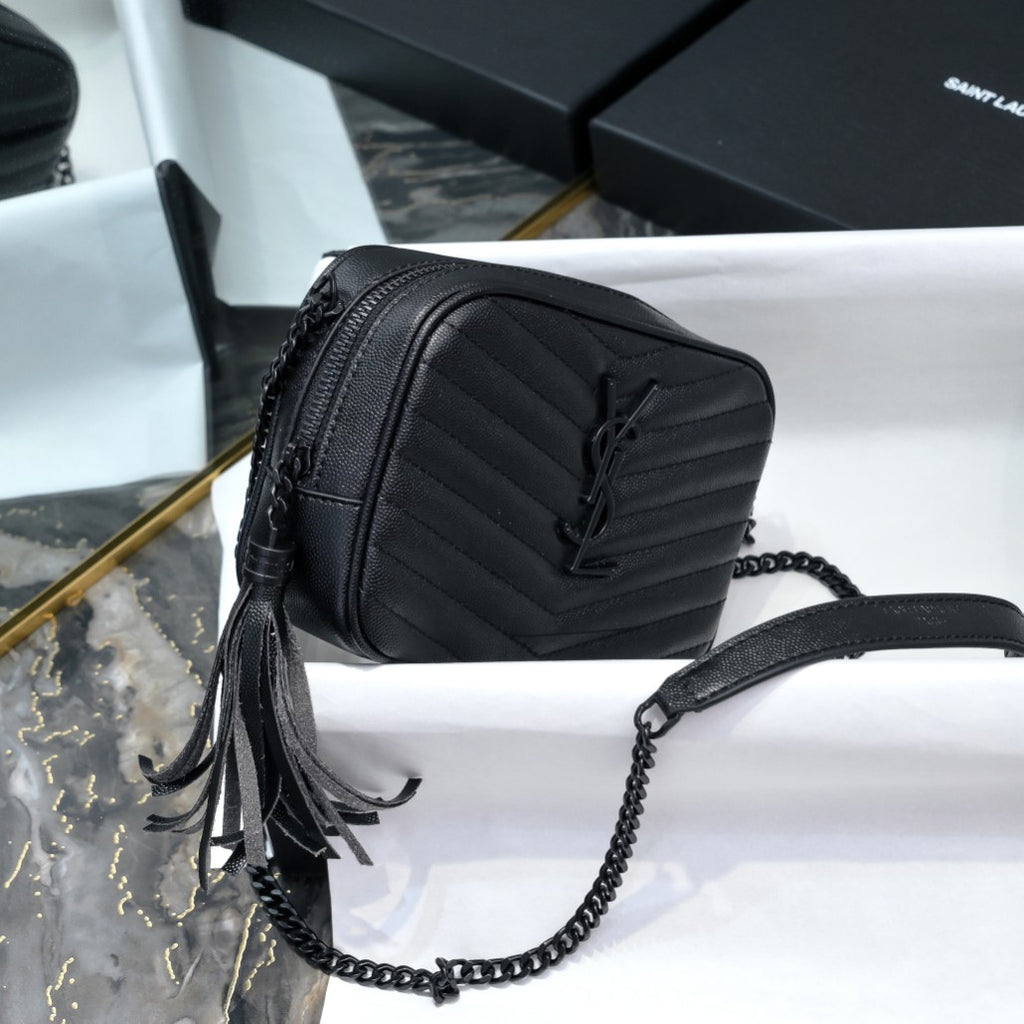 B1R46SL5  Popular leather bags