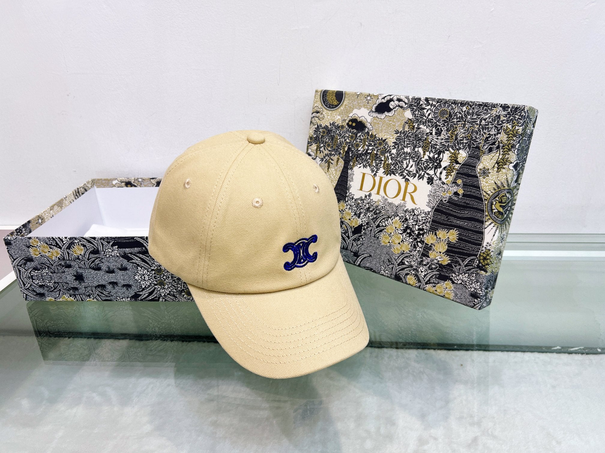 16XA19M Popular hats