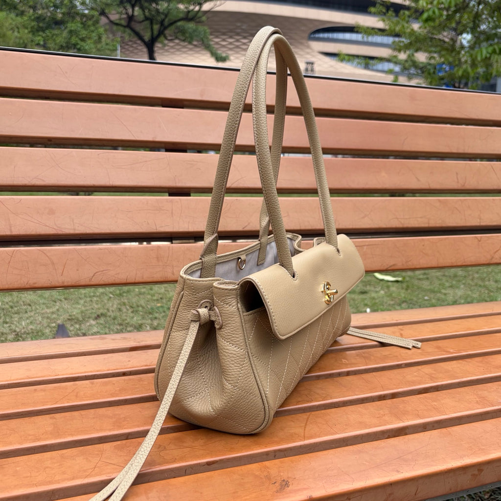 B1X66C4 Popular leather bag