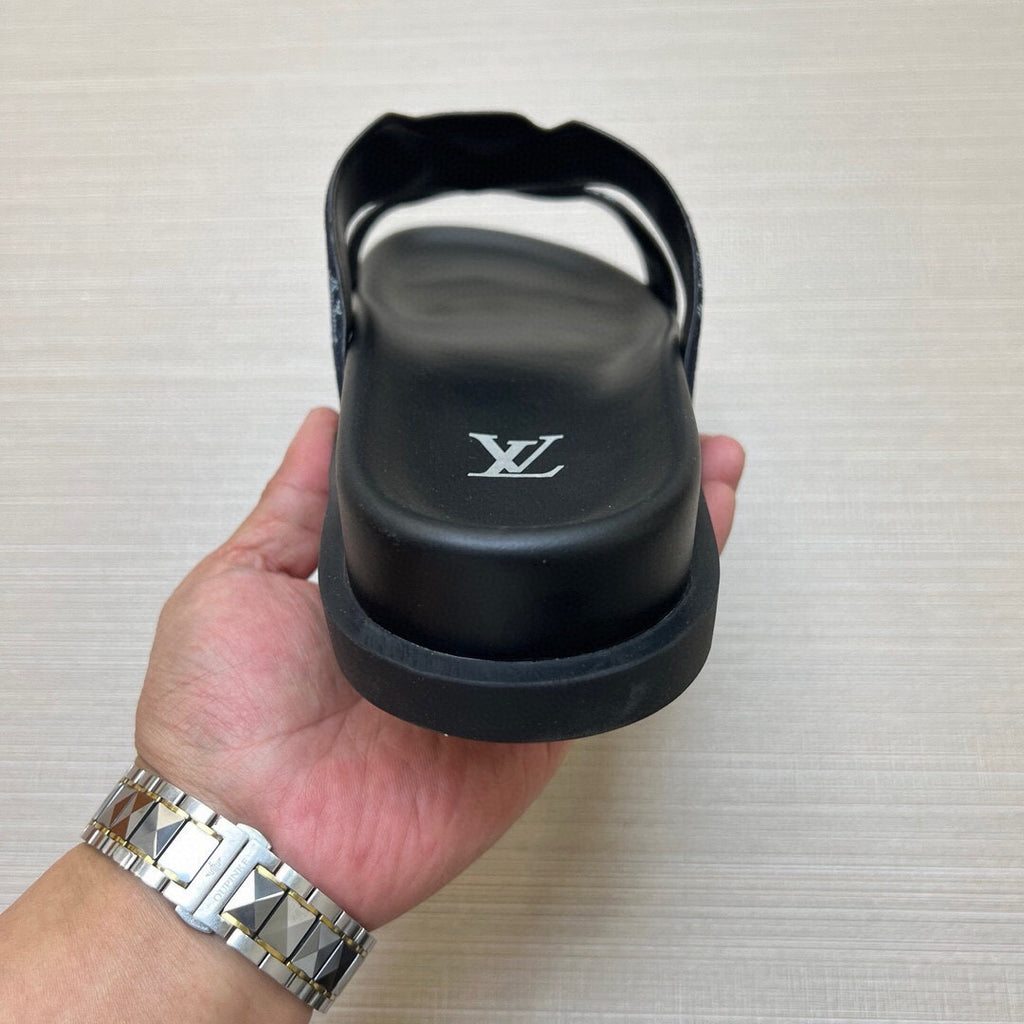 5LE226Z Popular Slippers