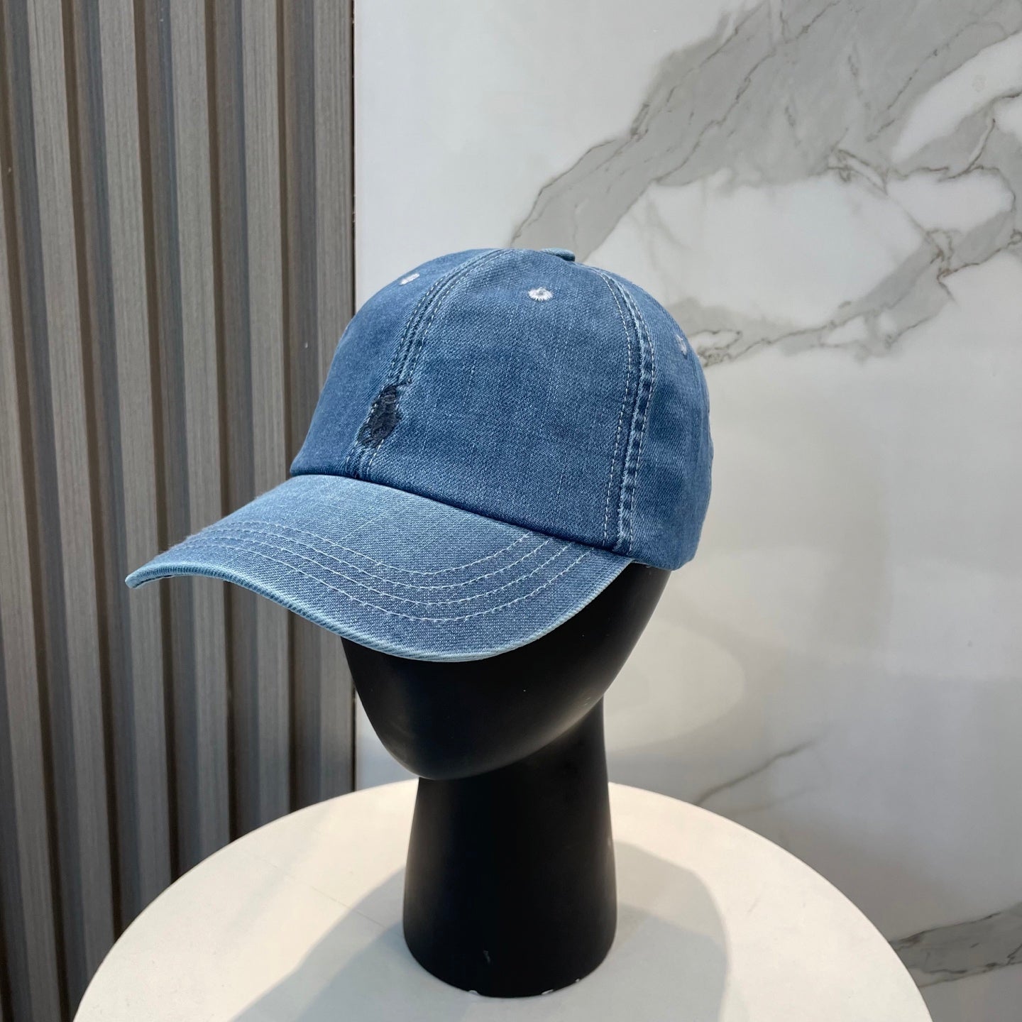 15QA104M Popular hats