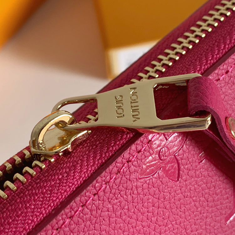 1E06B Popular Leather wallets