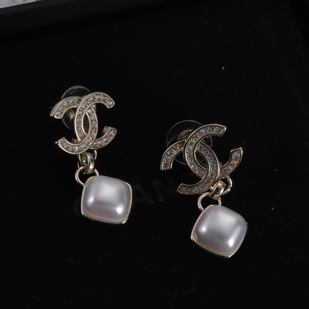 14C300E Popular  Earrings