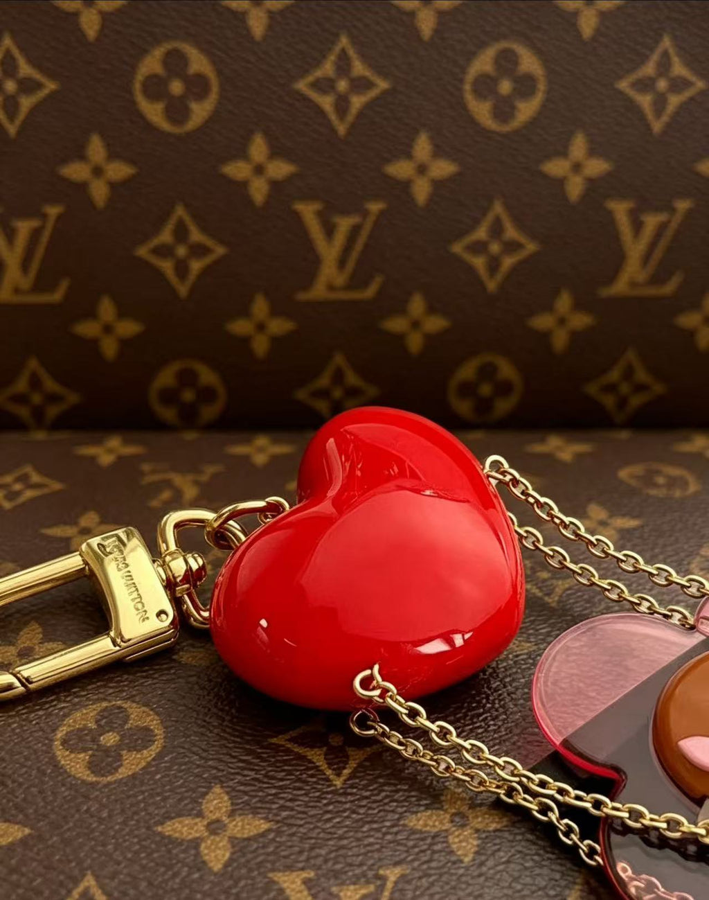 A1R66E1 Popular bag 's charms accessories