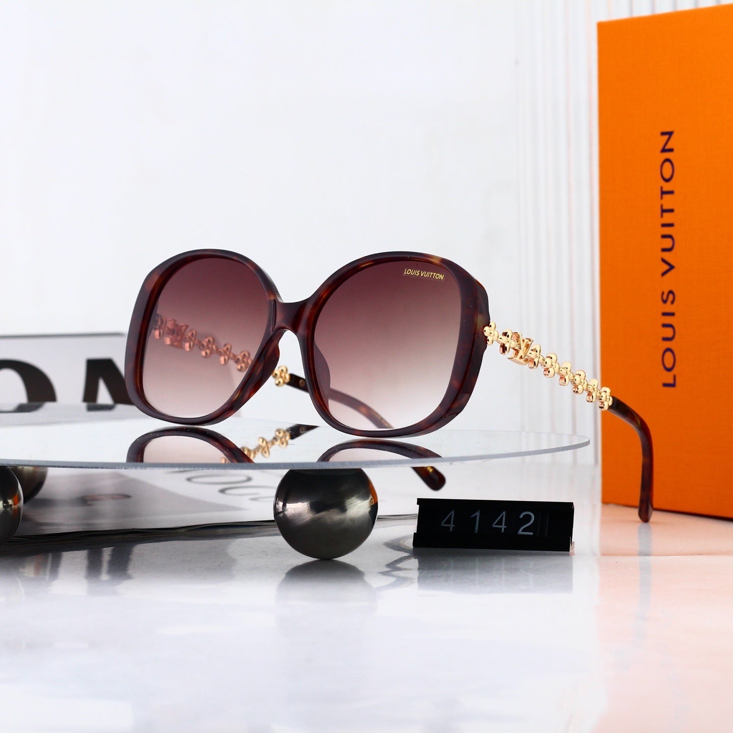 156PE12T Popular Sunglasses