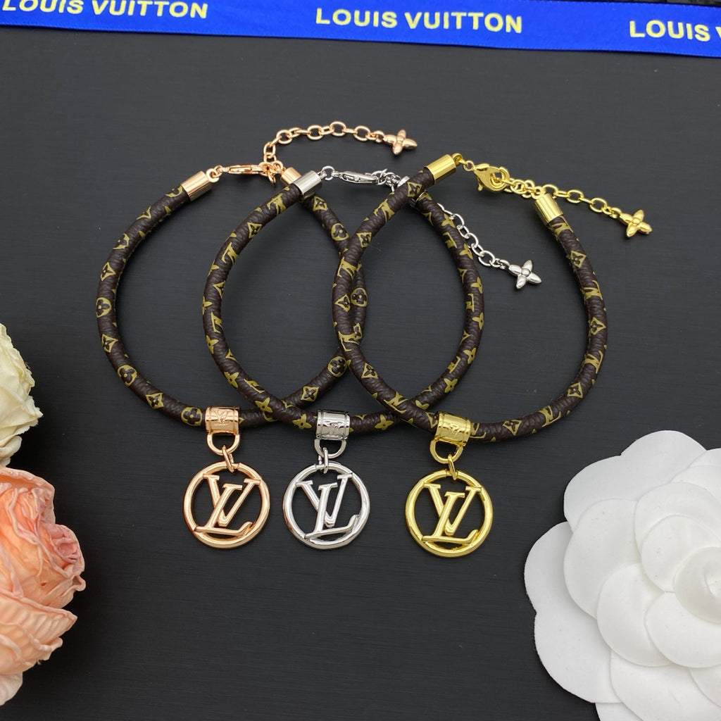 136NE83X Popular  Bracelets