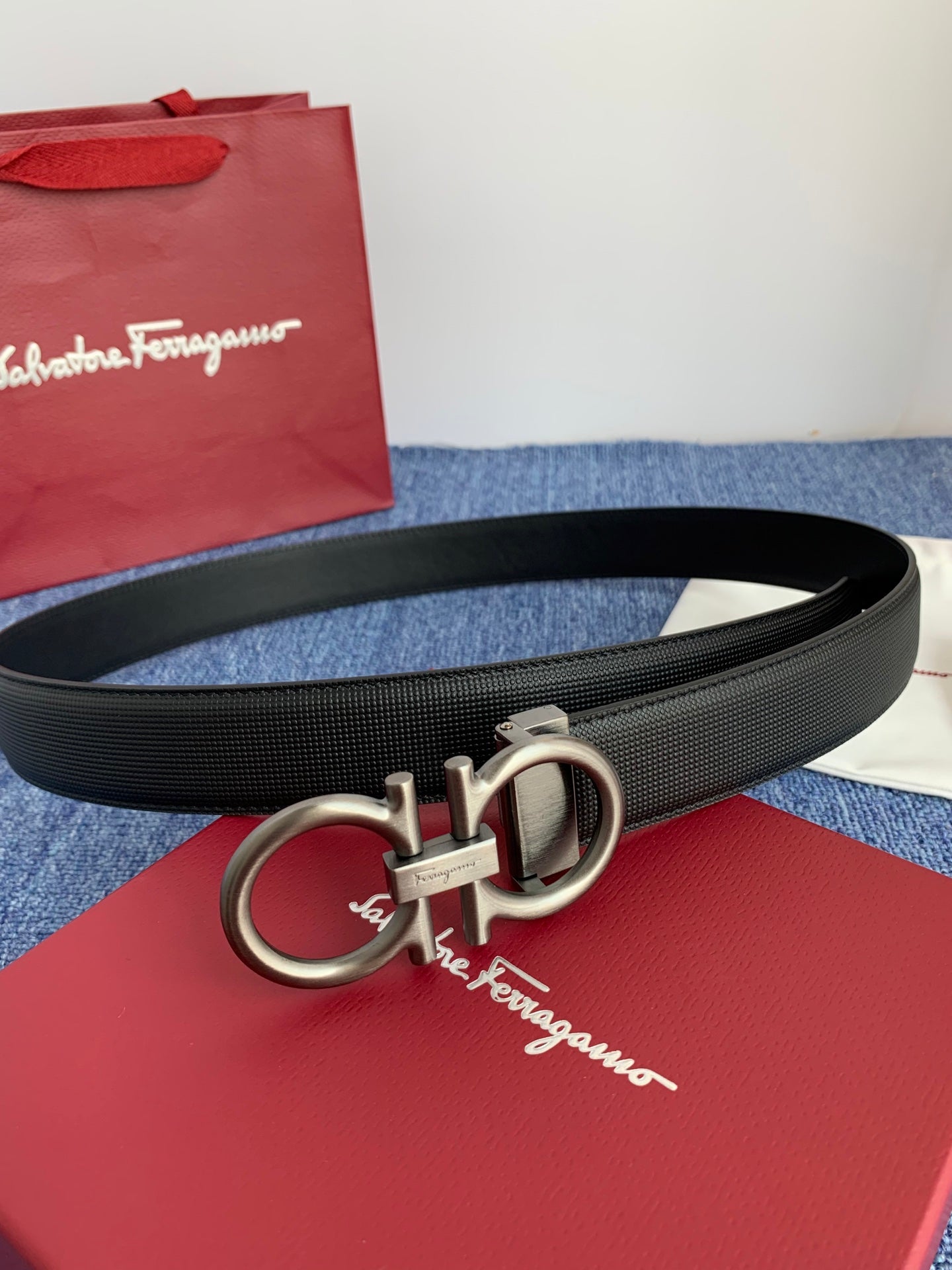 P1P36D14 Popular High quality belt With full package