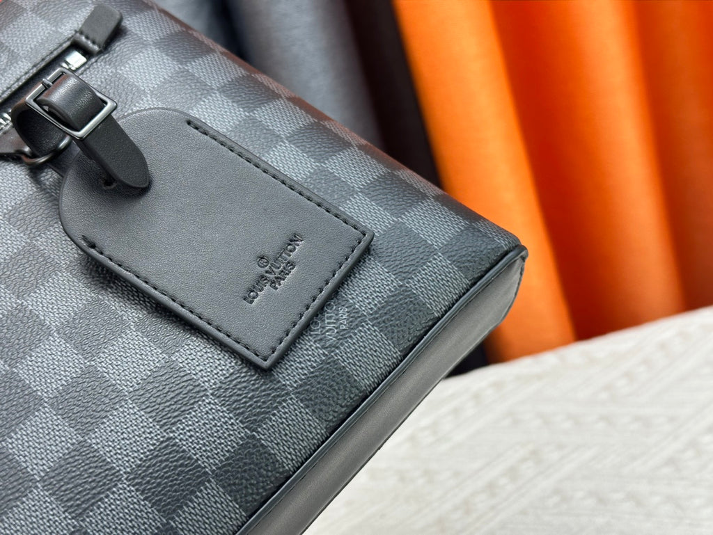 1XE398B Popular   leather bag