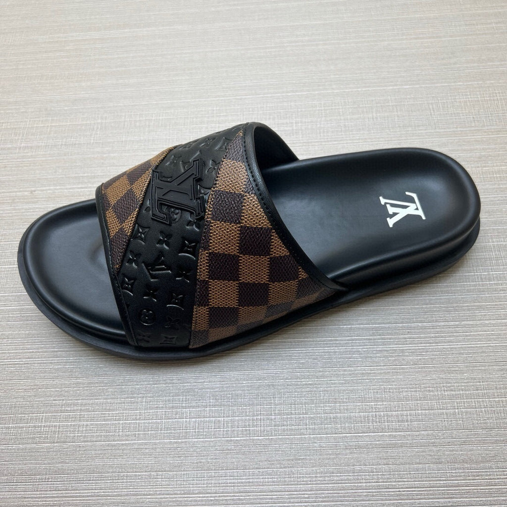 5WE249Z Popular Slippers