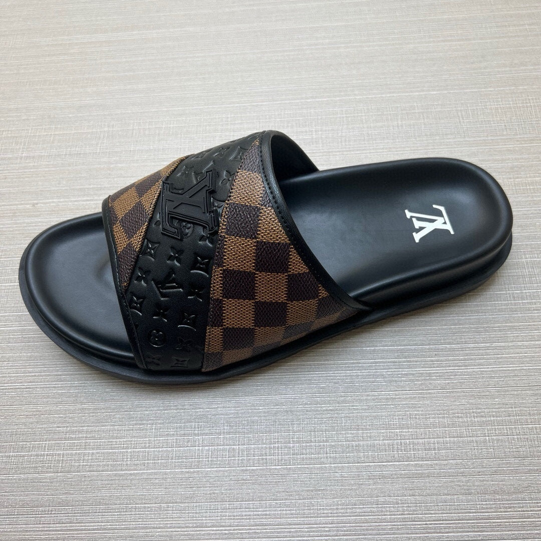 5WE249Z Popular Slippers