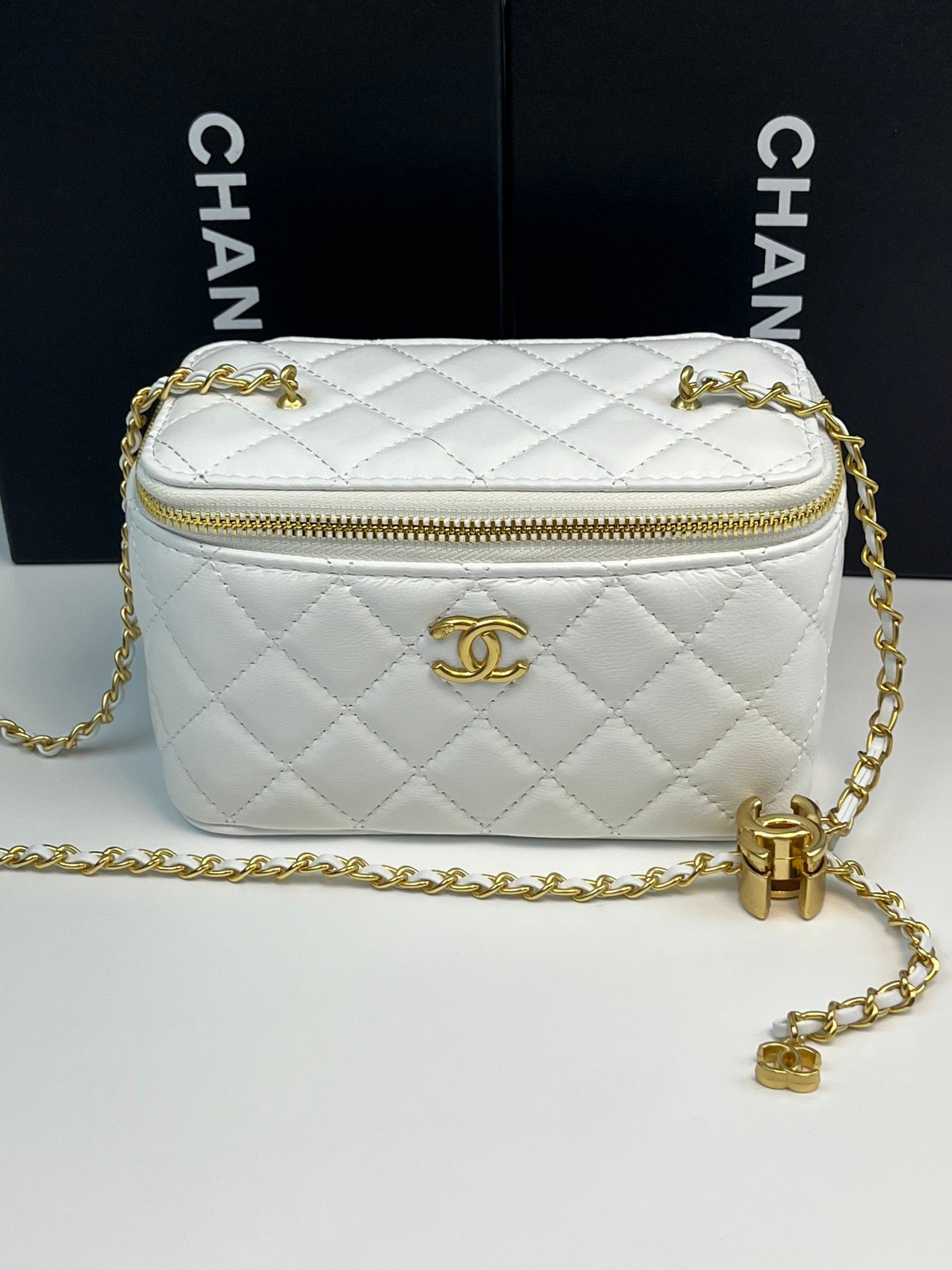 136PC83B Popular leather bag
