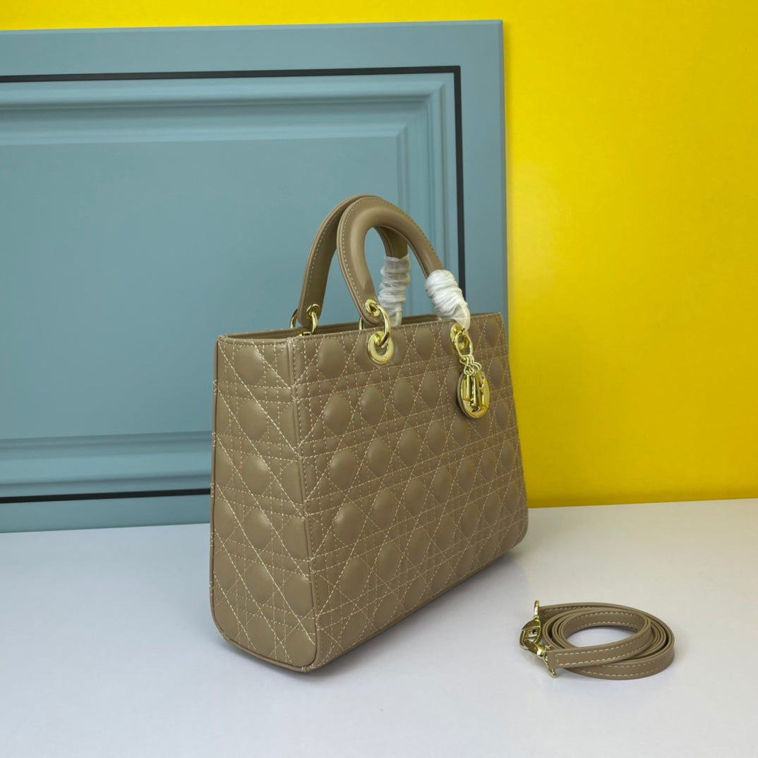 1XD54B Popular   leather bag  (32CM)