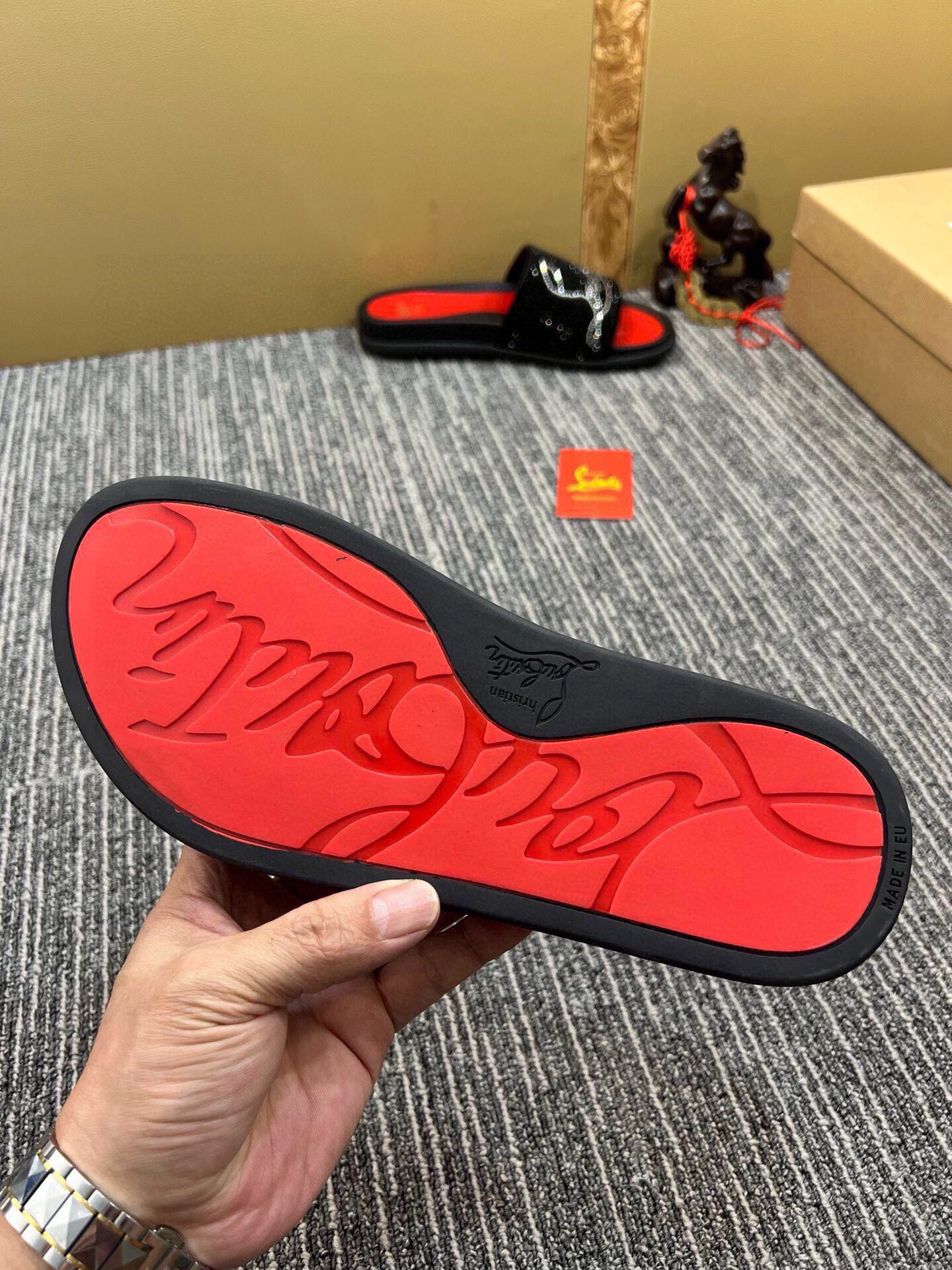54A128Z Popular slippers