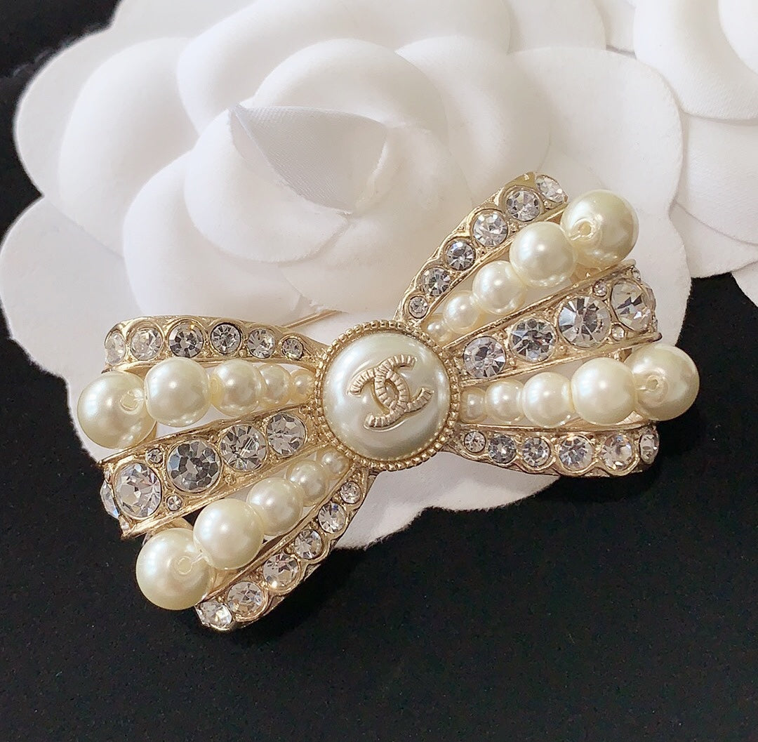 14C228X  Popular Brooch