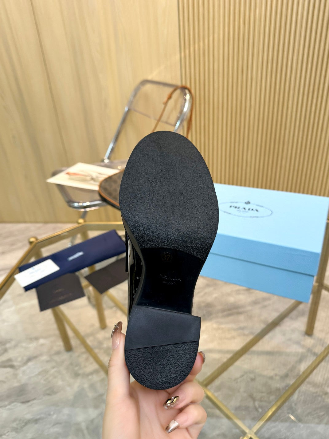 285ZPD63Z  Popular leather High heels