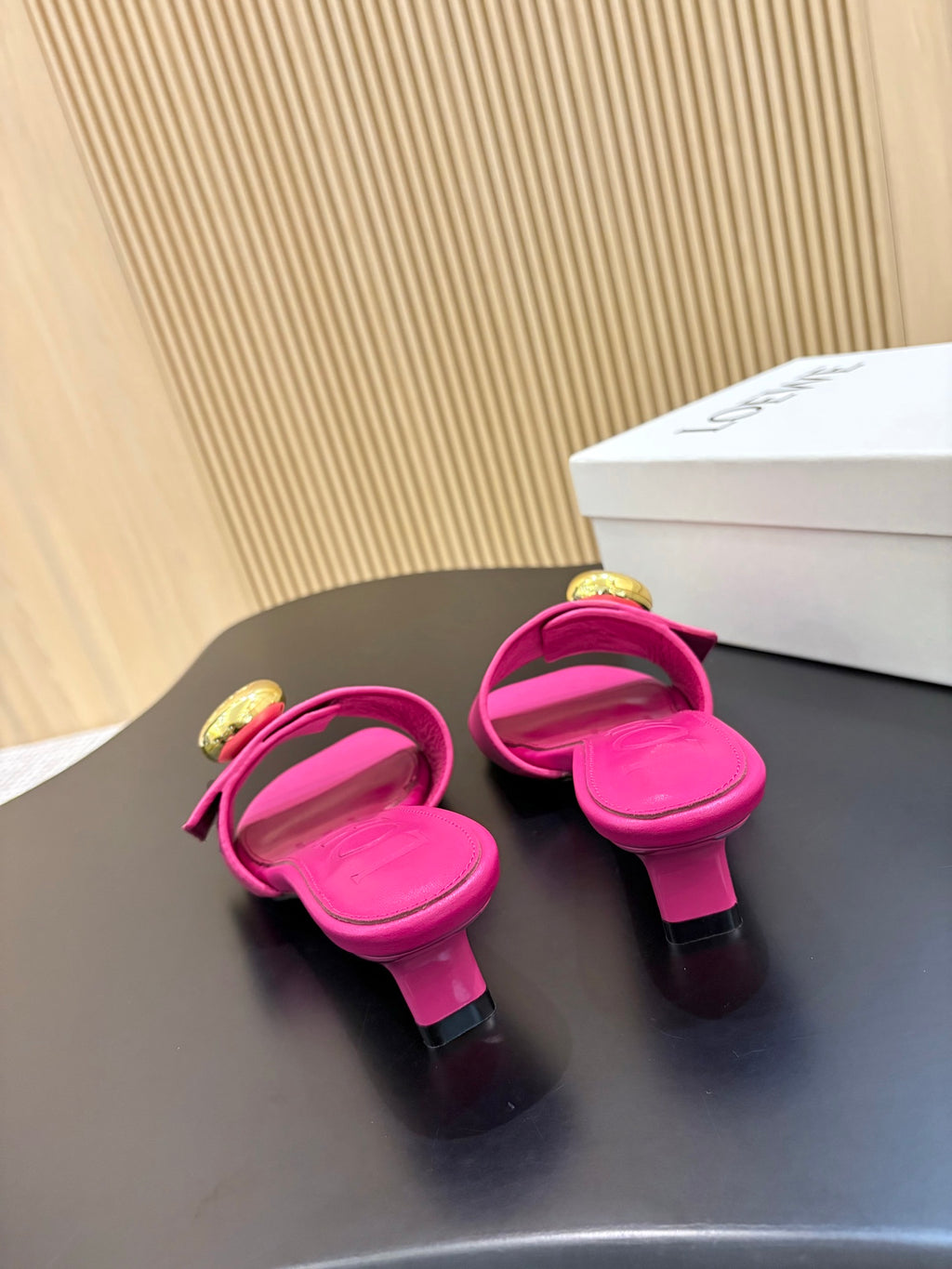 Z2X66V17 Popular high-quality leather Shoes