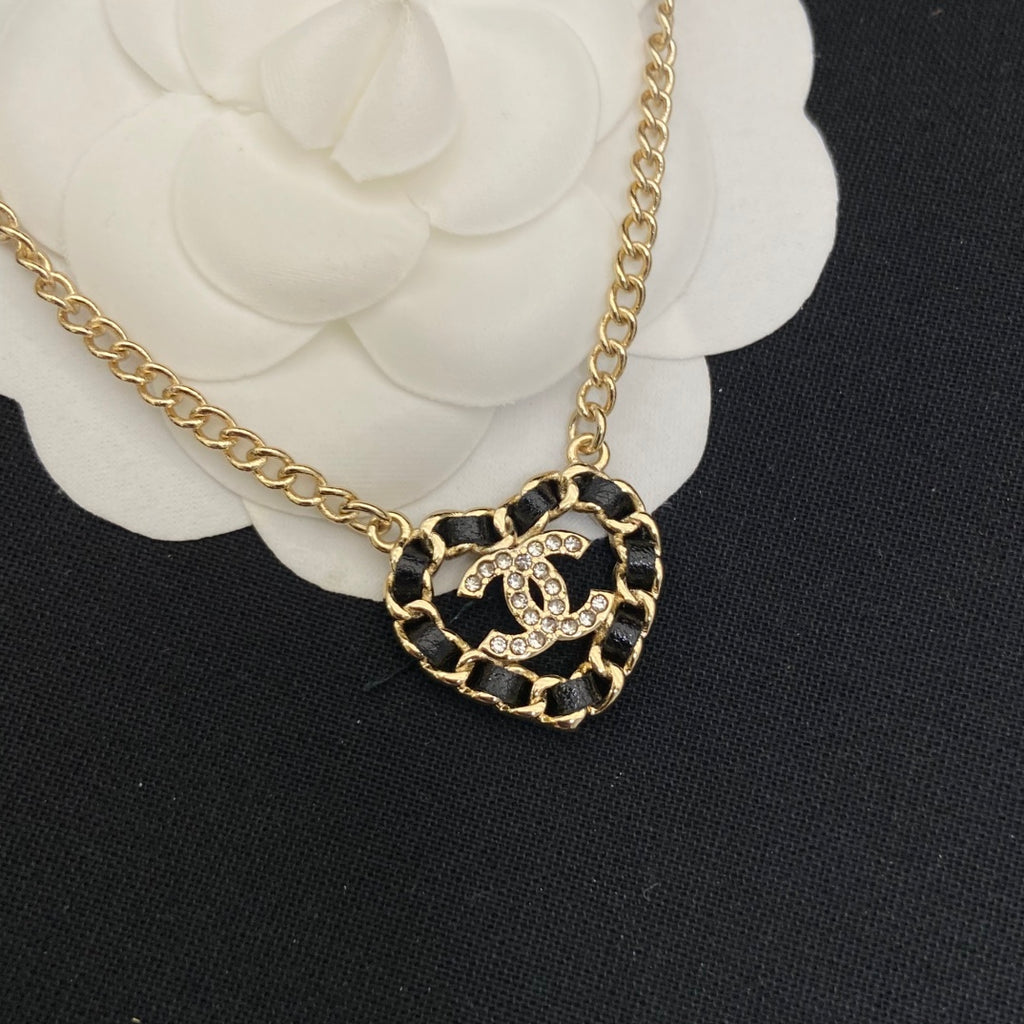 55QC213X Popular Necklace