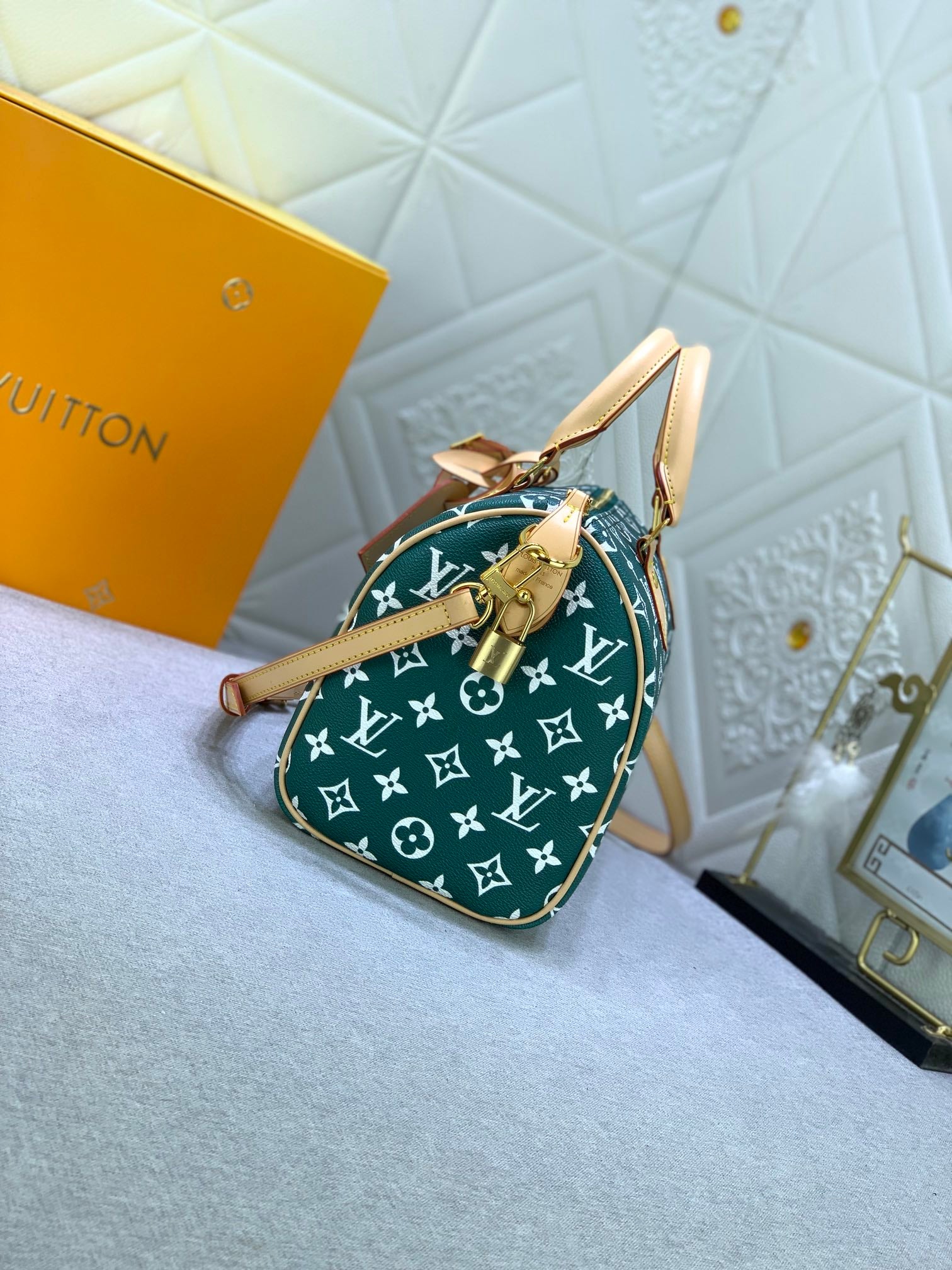 2XE268B Popular  leather bag 