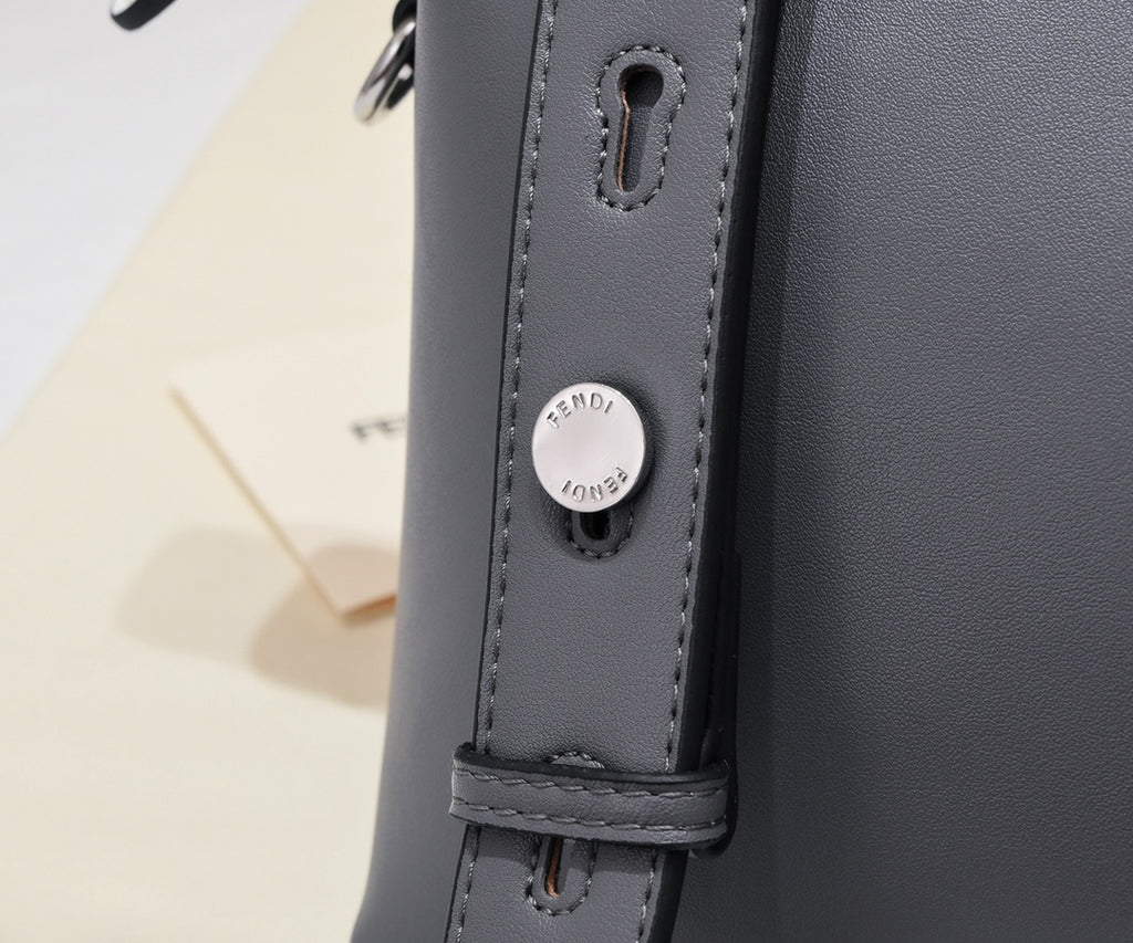 2XF132B Popular leather bag 