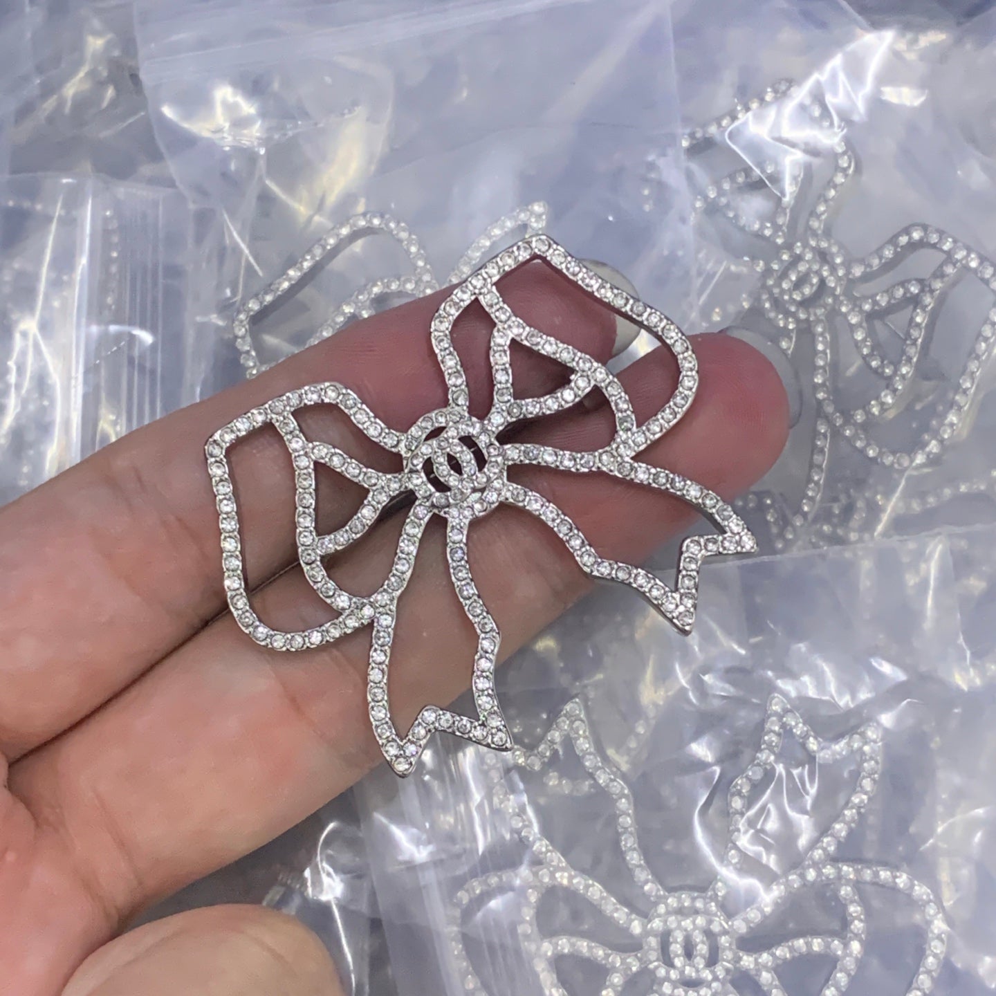 65ZC61X Popular Brooch
