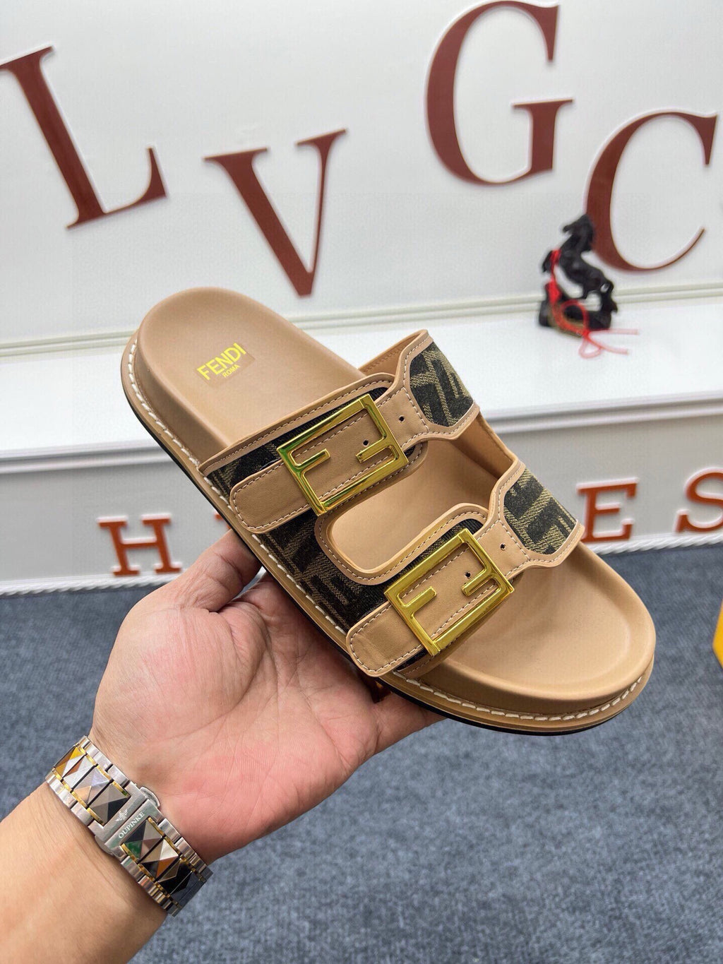 54F38Z Popular slippers