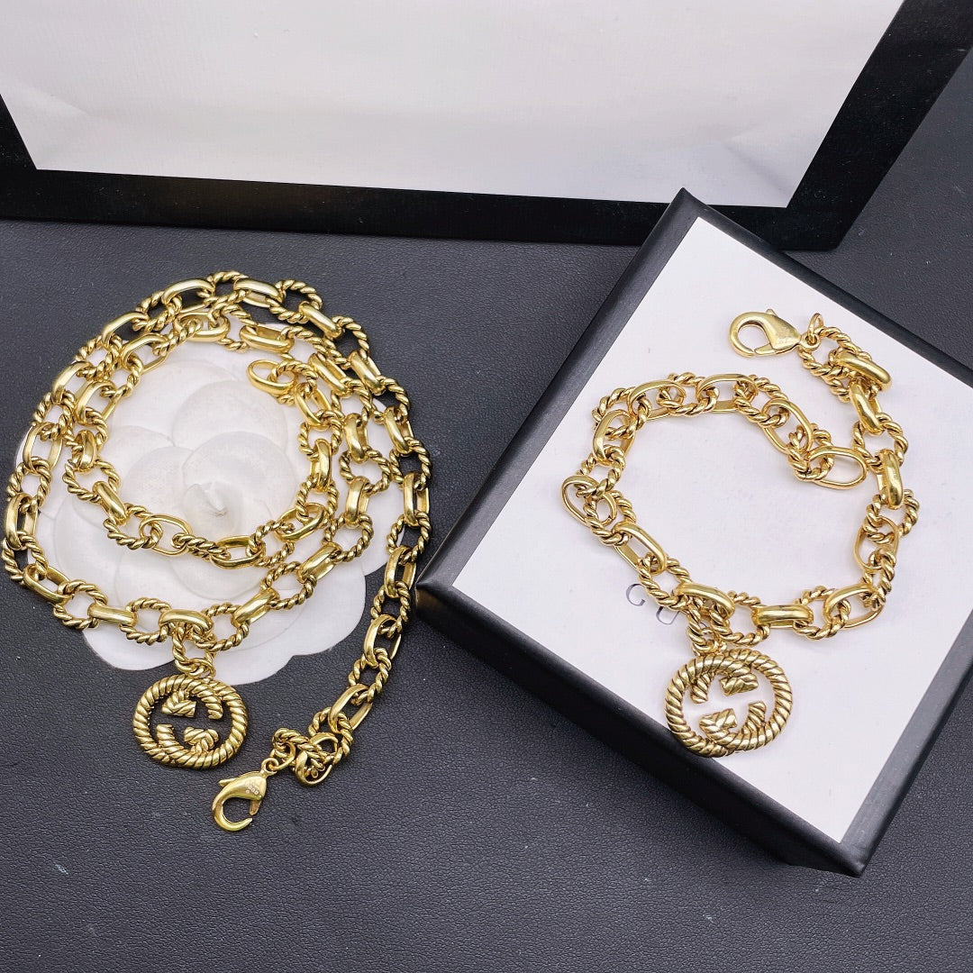 1B13X  Popular Bracelets
