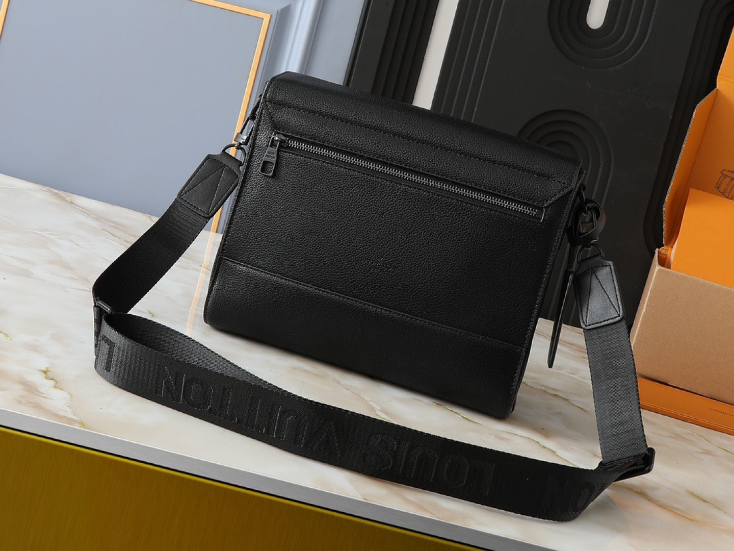 136PE78B Popular leather bag