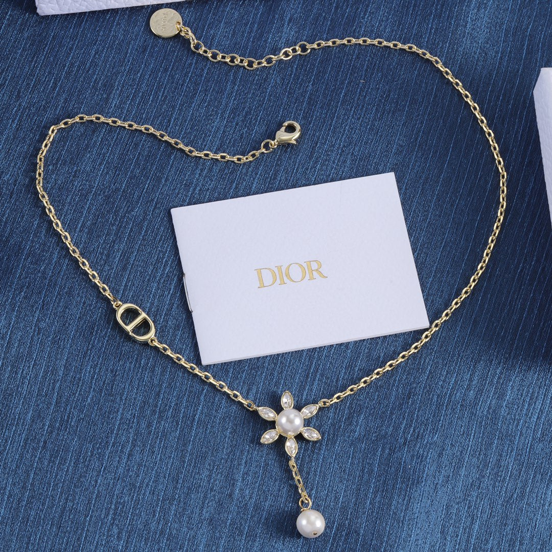 175RD26X Popular   Necklaces .