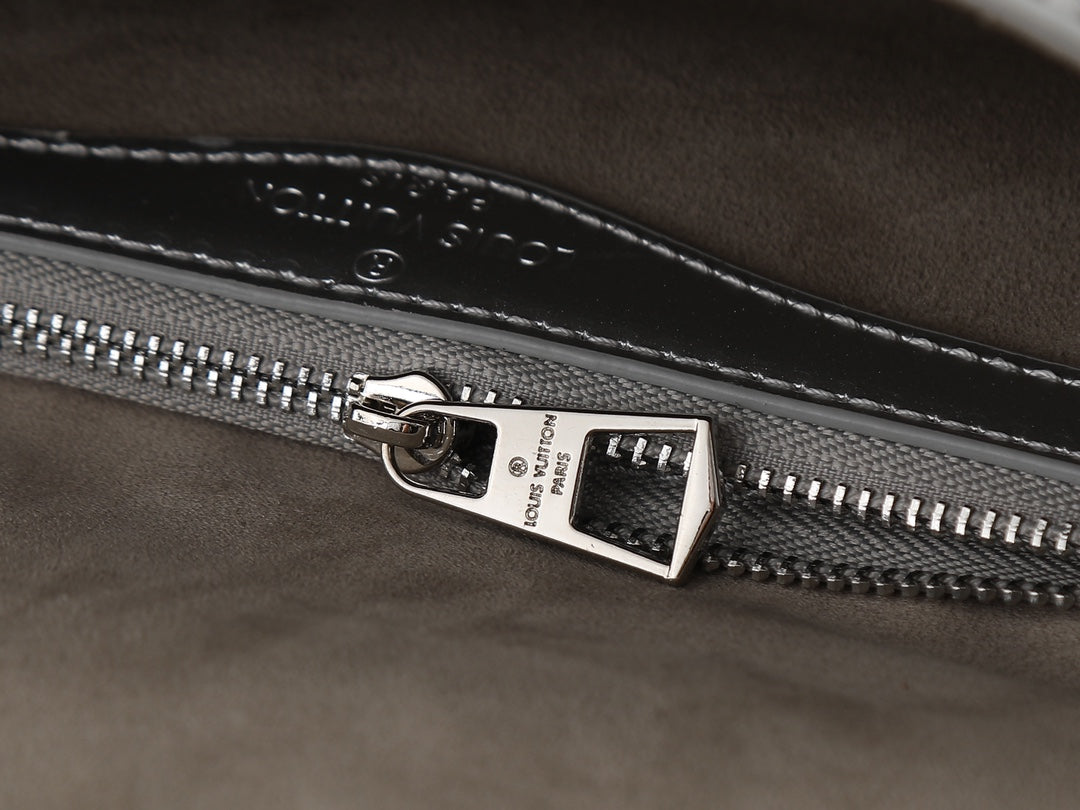 136PE41B Popular leather bag