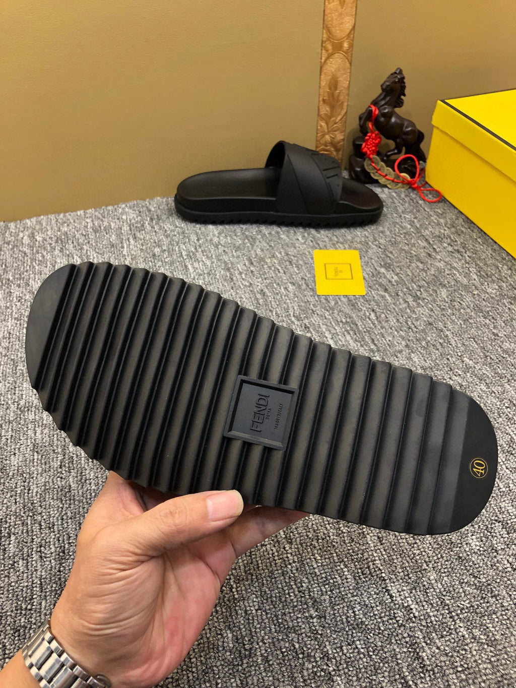5XF108Z Popular Slippers