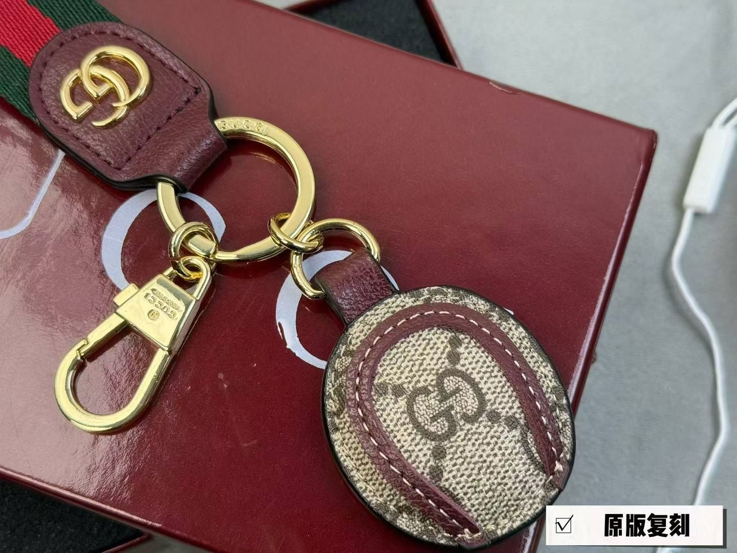 35ZB50A Popular bag 's charms accessories