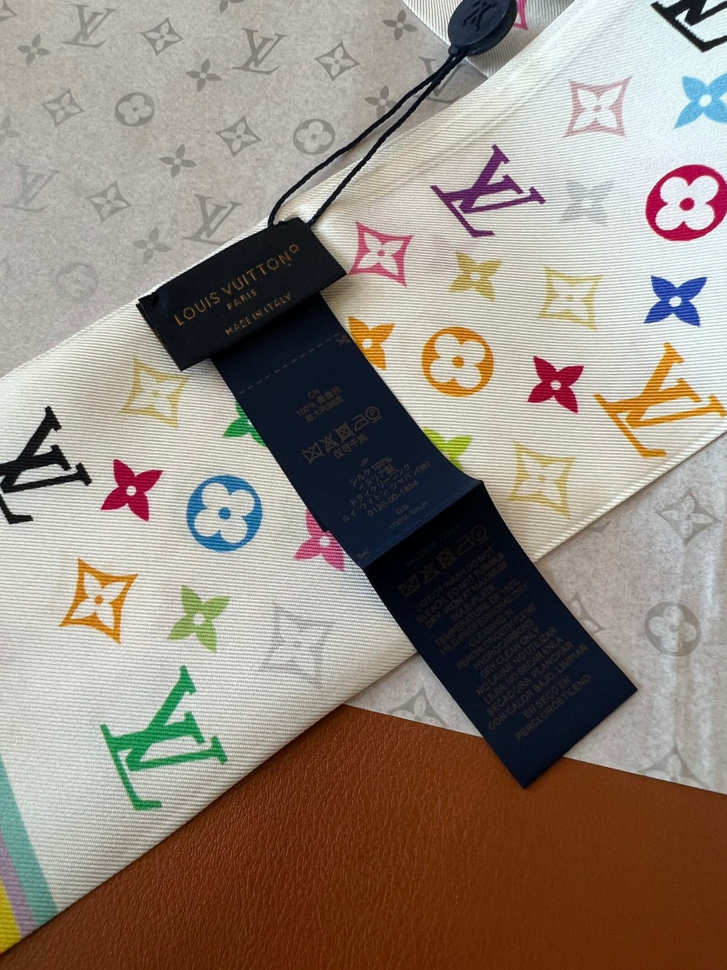 155NE41W Popular Silk Scarve