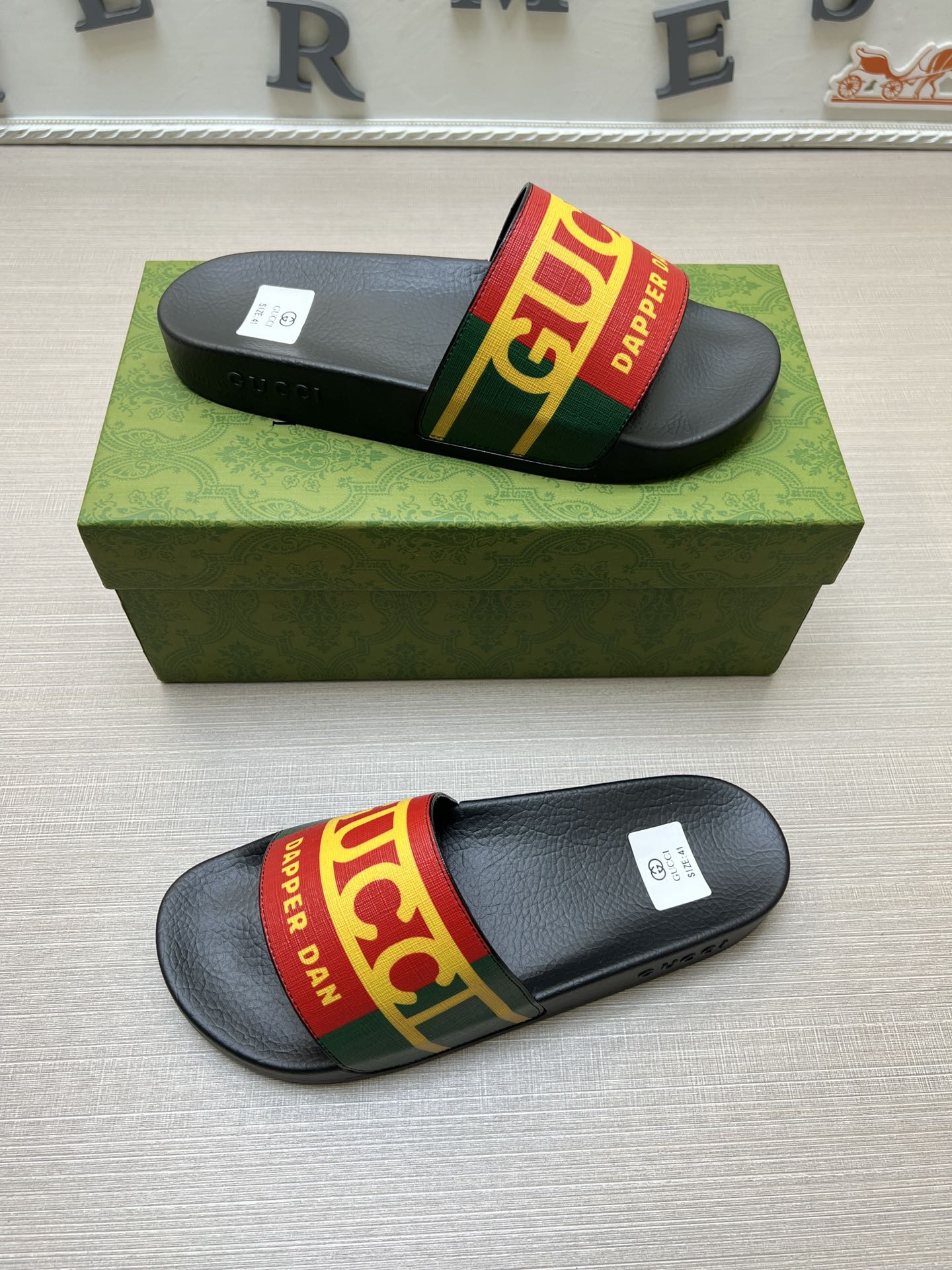 5WB239Z Popular Slippers