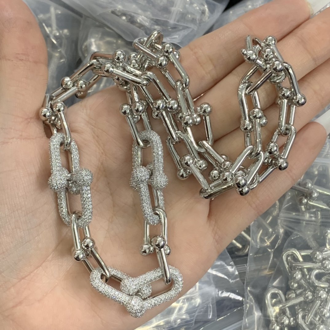 8XT32X  Popular   Earring Bracelets Necklaces