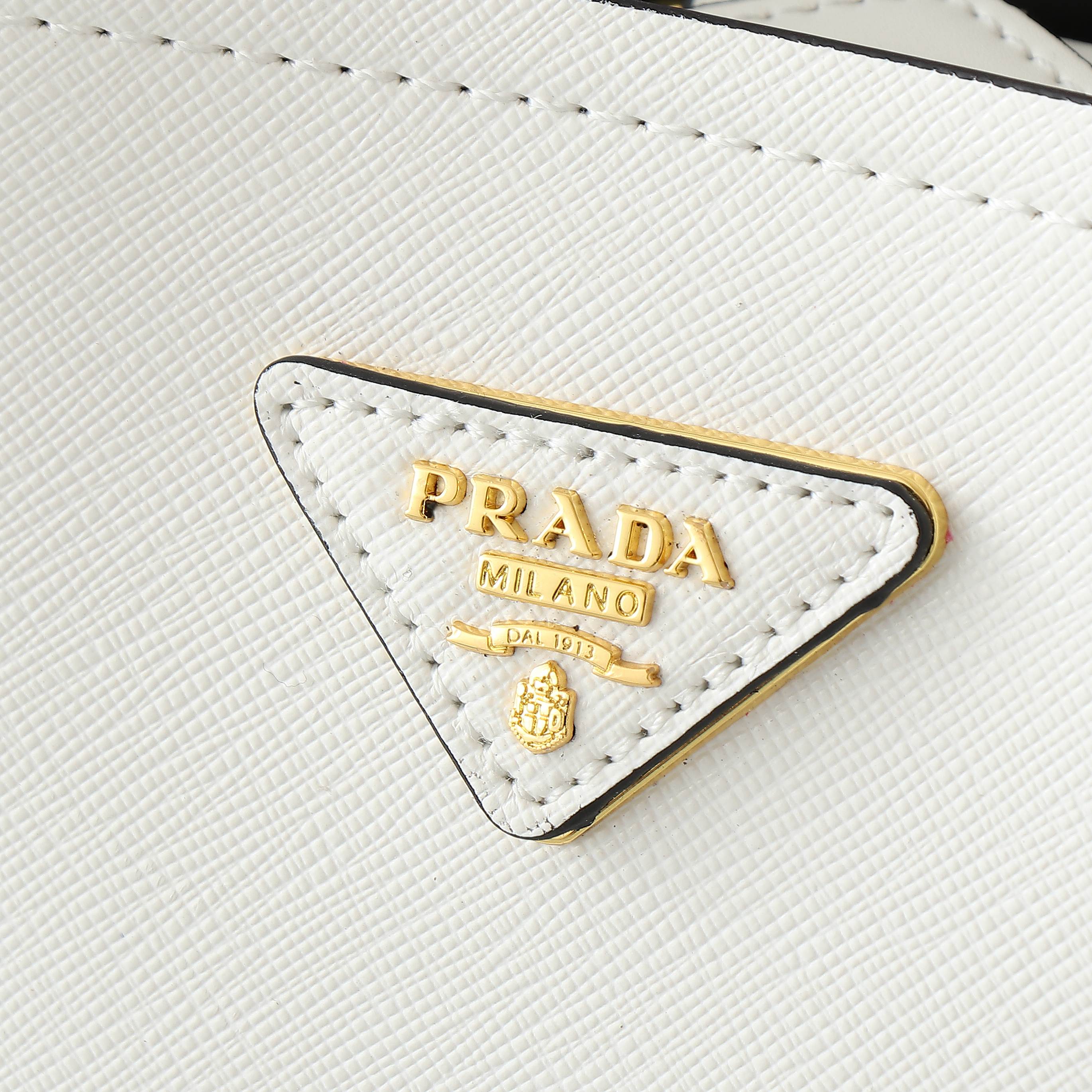 1WP102B Popular  leather bag