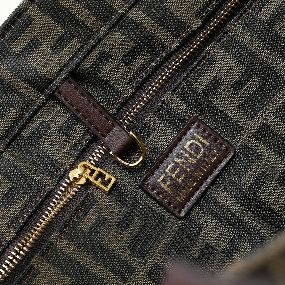 15RF135B Popular Bags