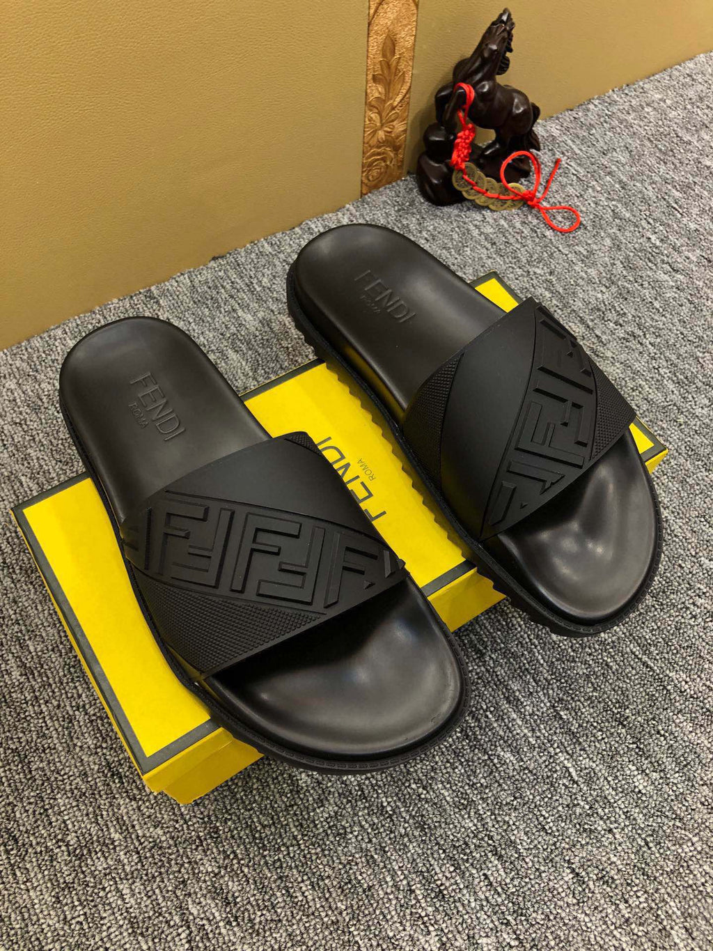 5XF108Z Popular Slippers