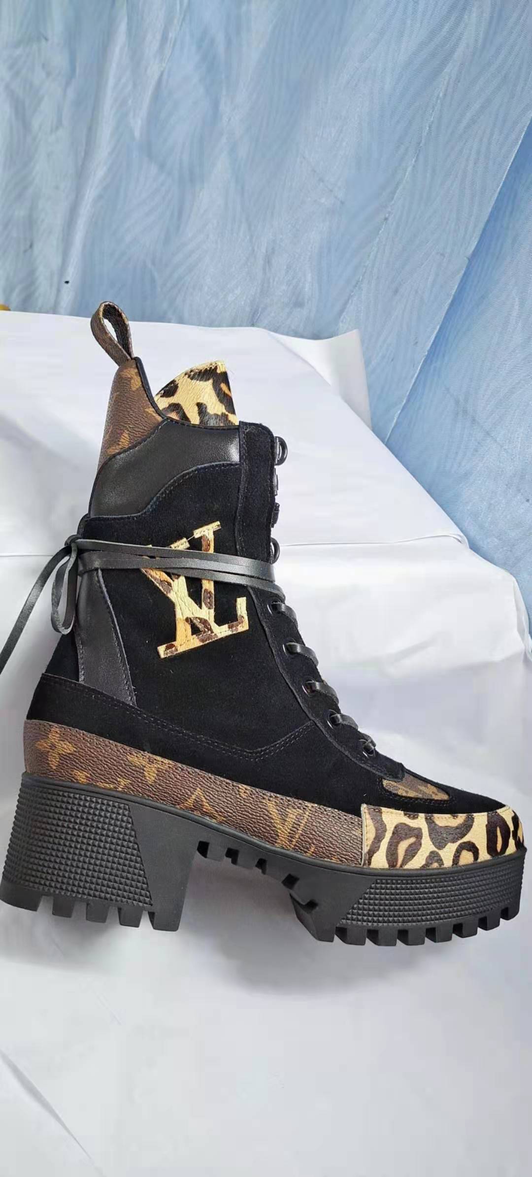 2XB205Z Popular leather boot (top layer leather lining)