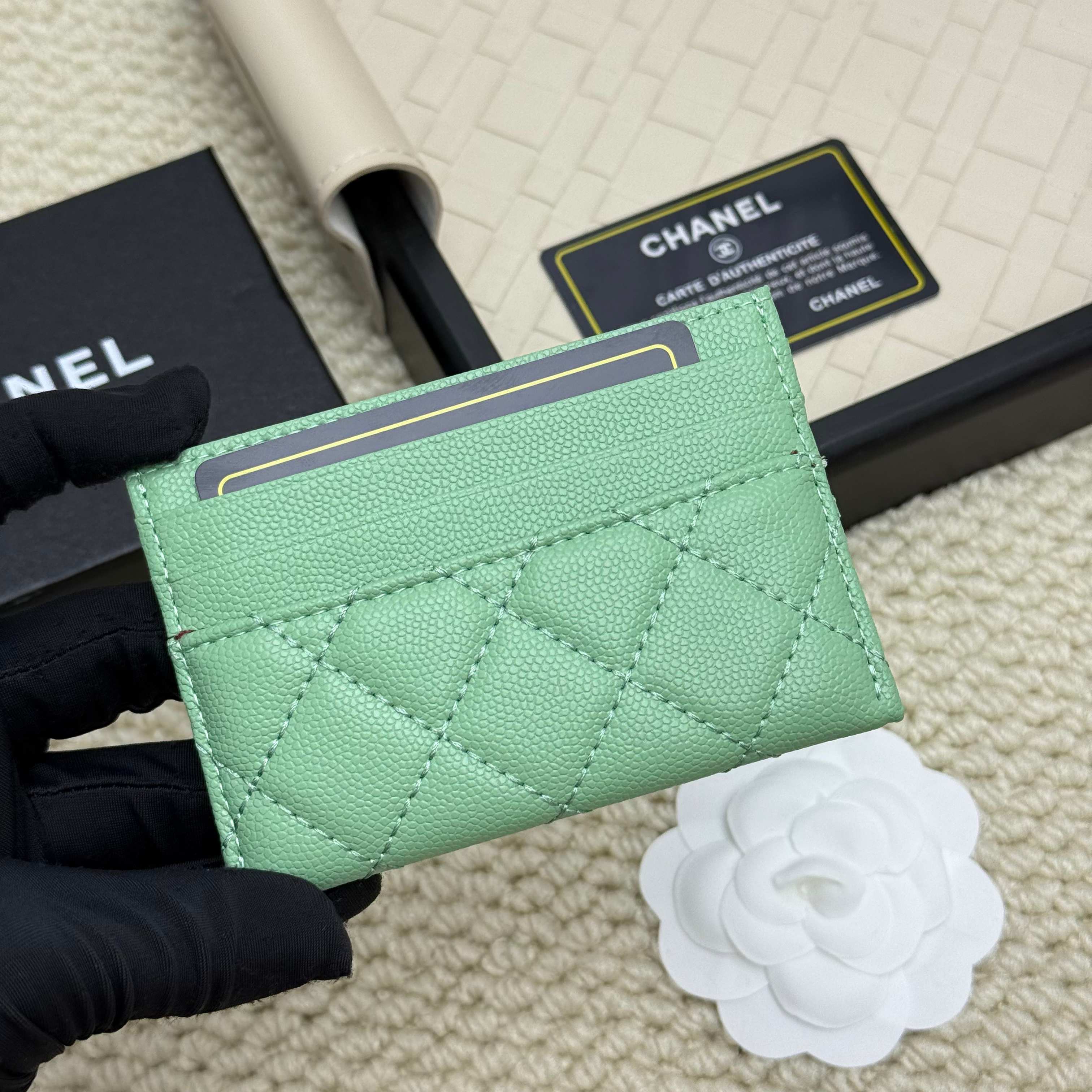15RC154B Popular card holder