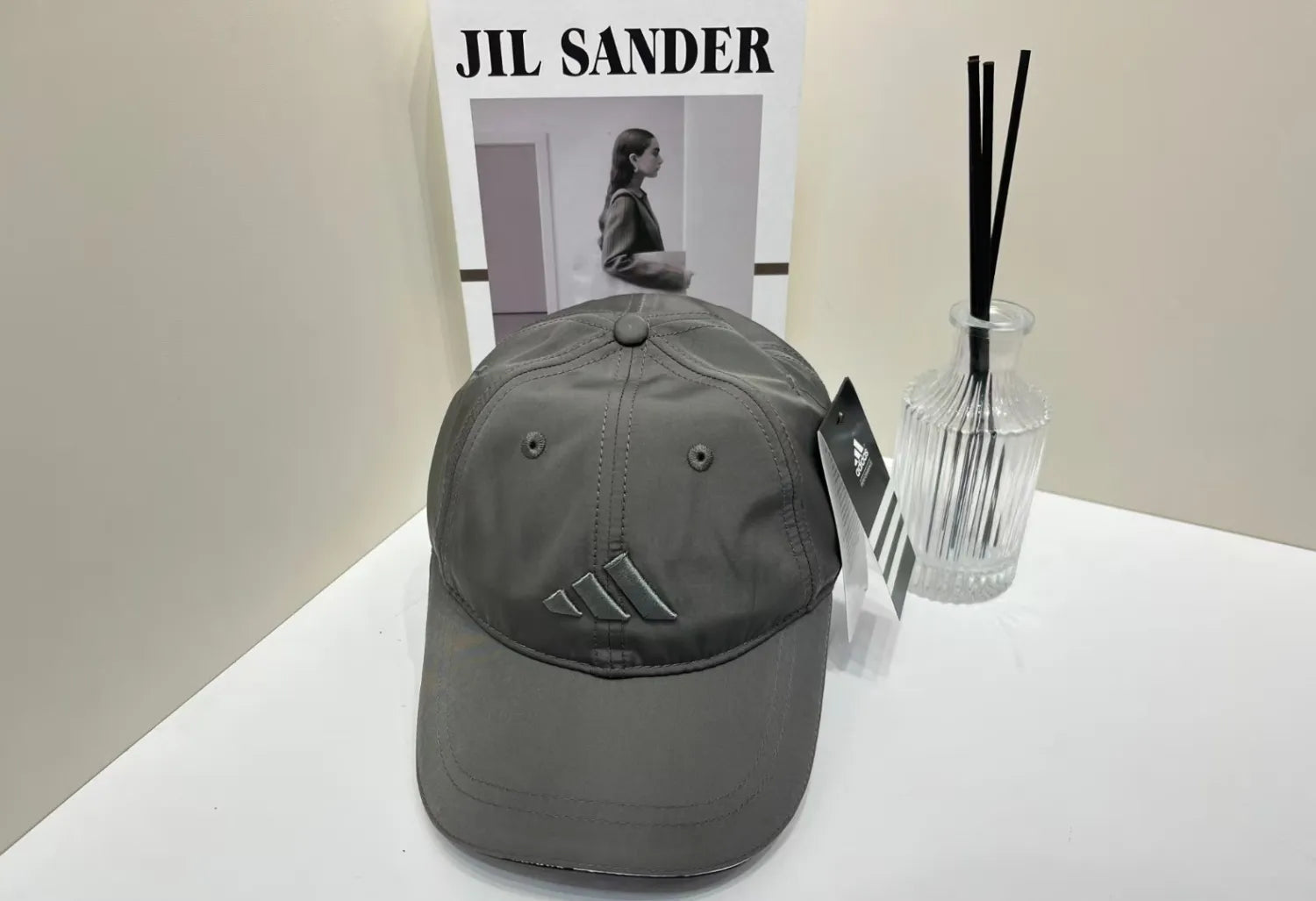145QA48M Popular hats