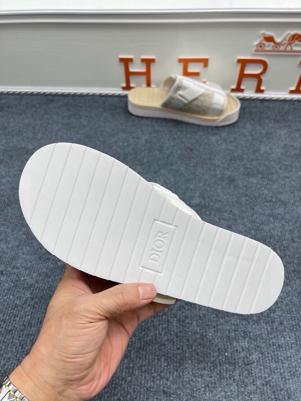 535ZD305Z Popular Slippers