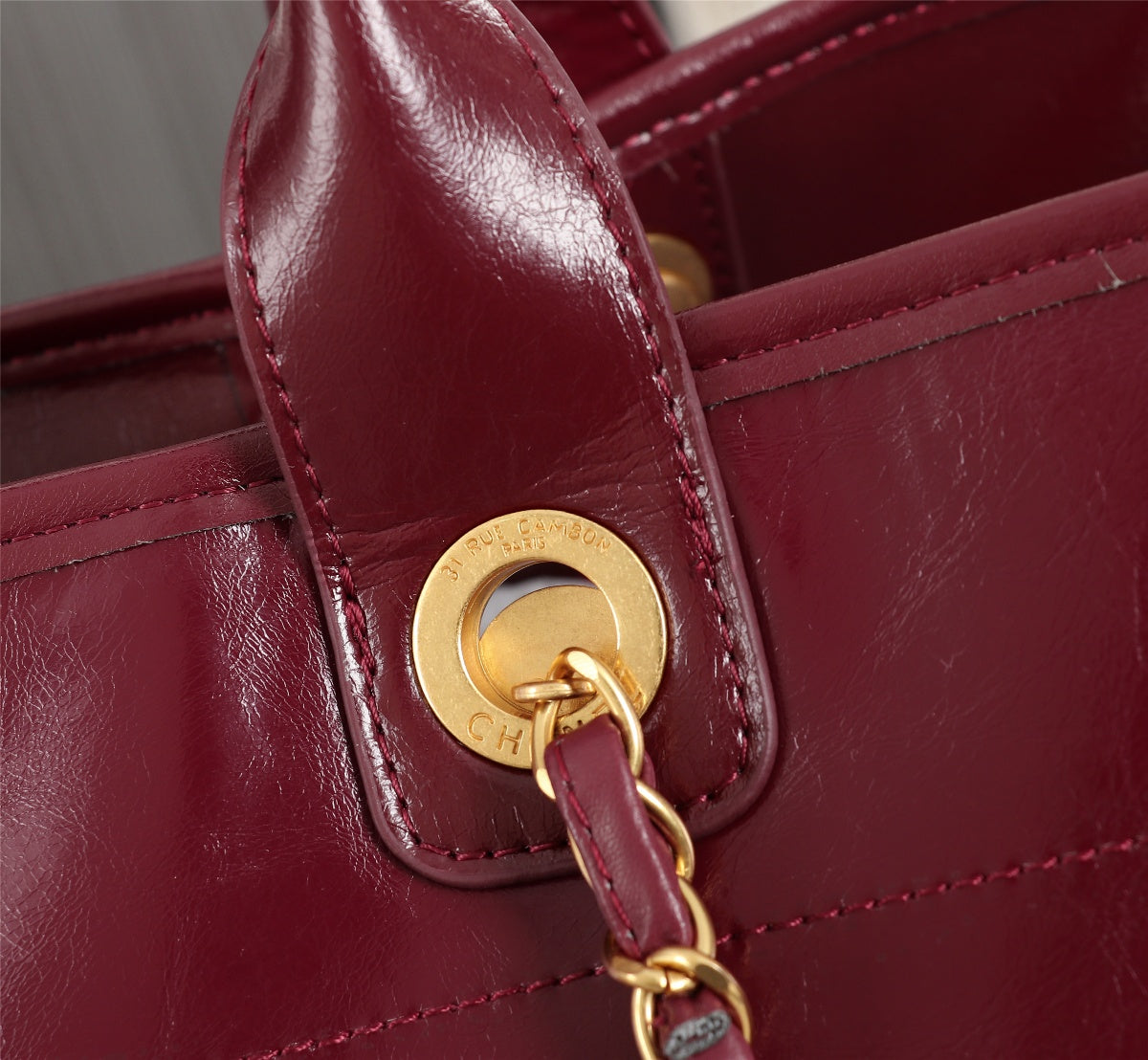 2XE349B Popular    leather bag 