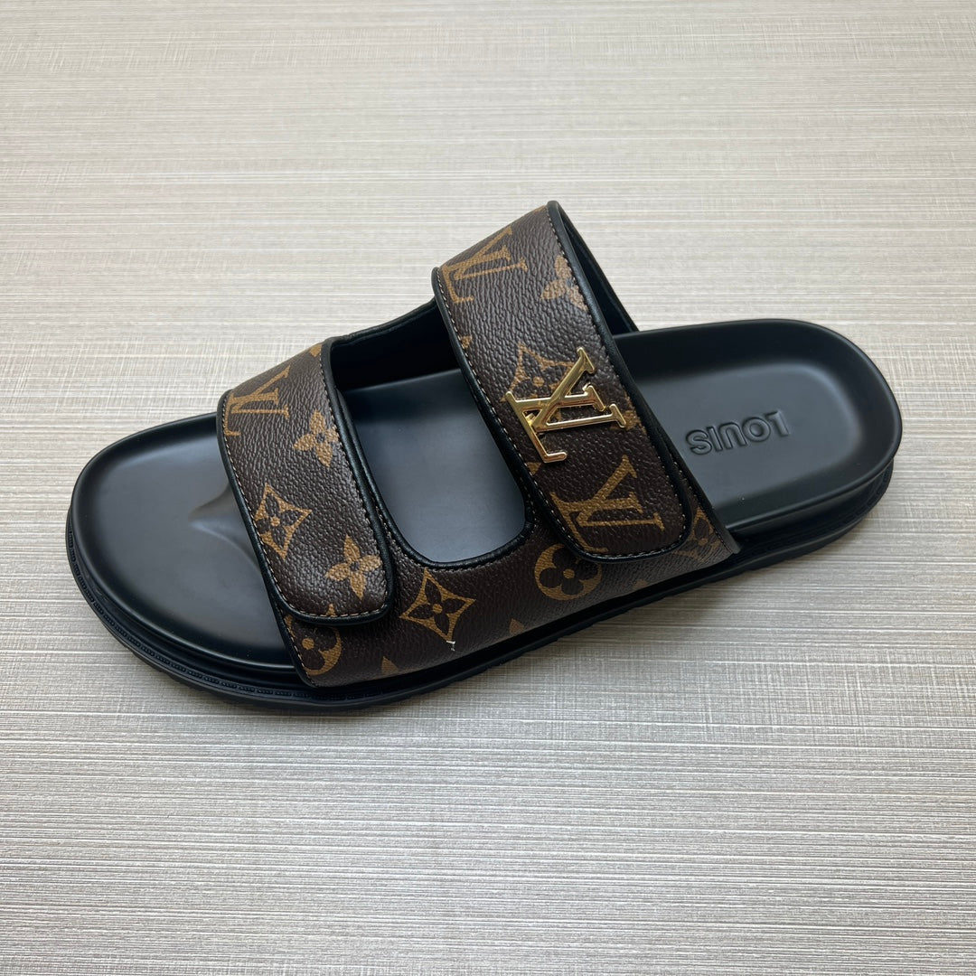 54E11Z Popular slippers