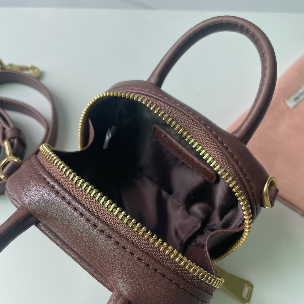 146PA163B Popular leather bags
