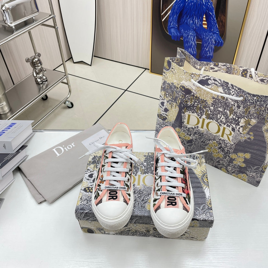 1XD66Z Popular shoes