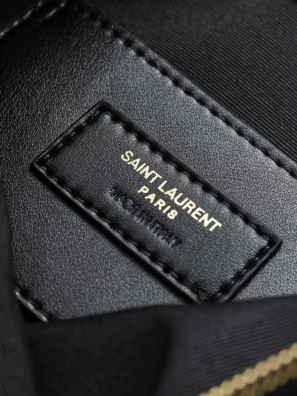 B1X66SL7 Popular high-quality leather bag