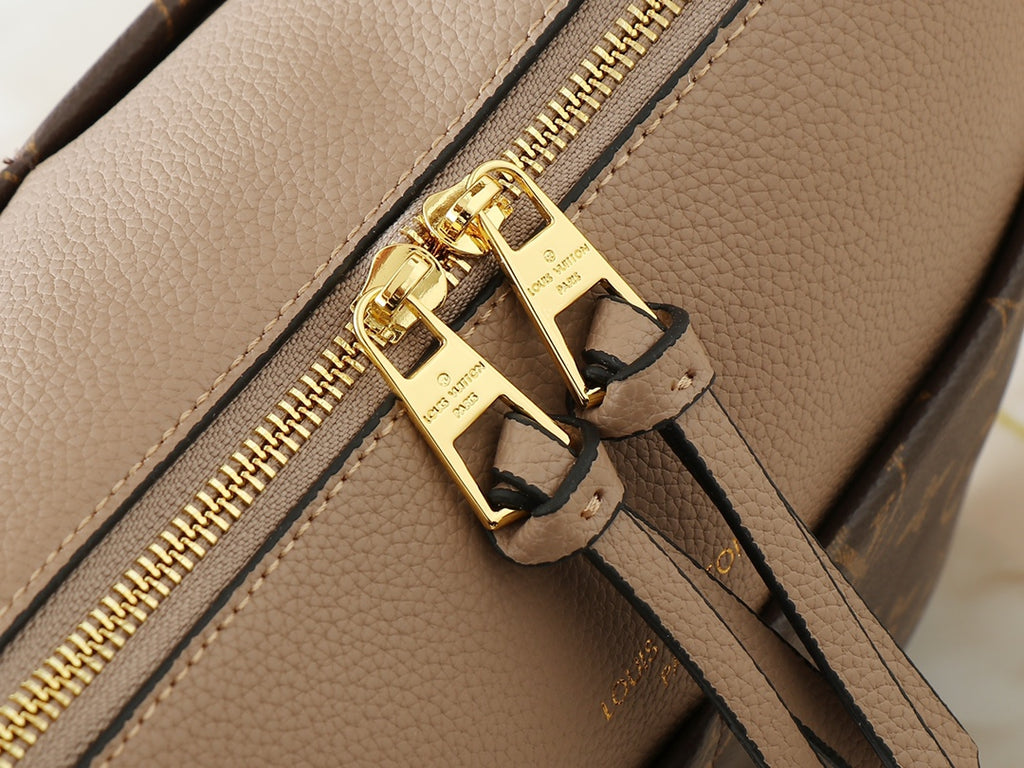 1WE115B Popular leather bag