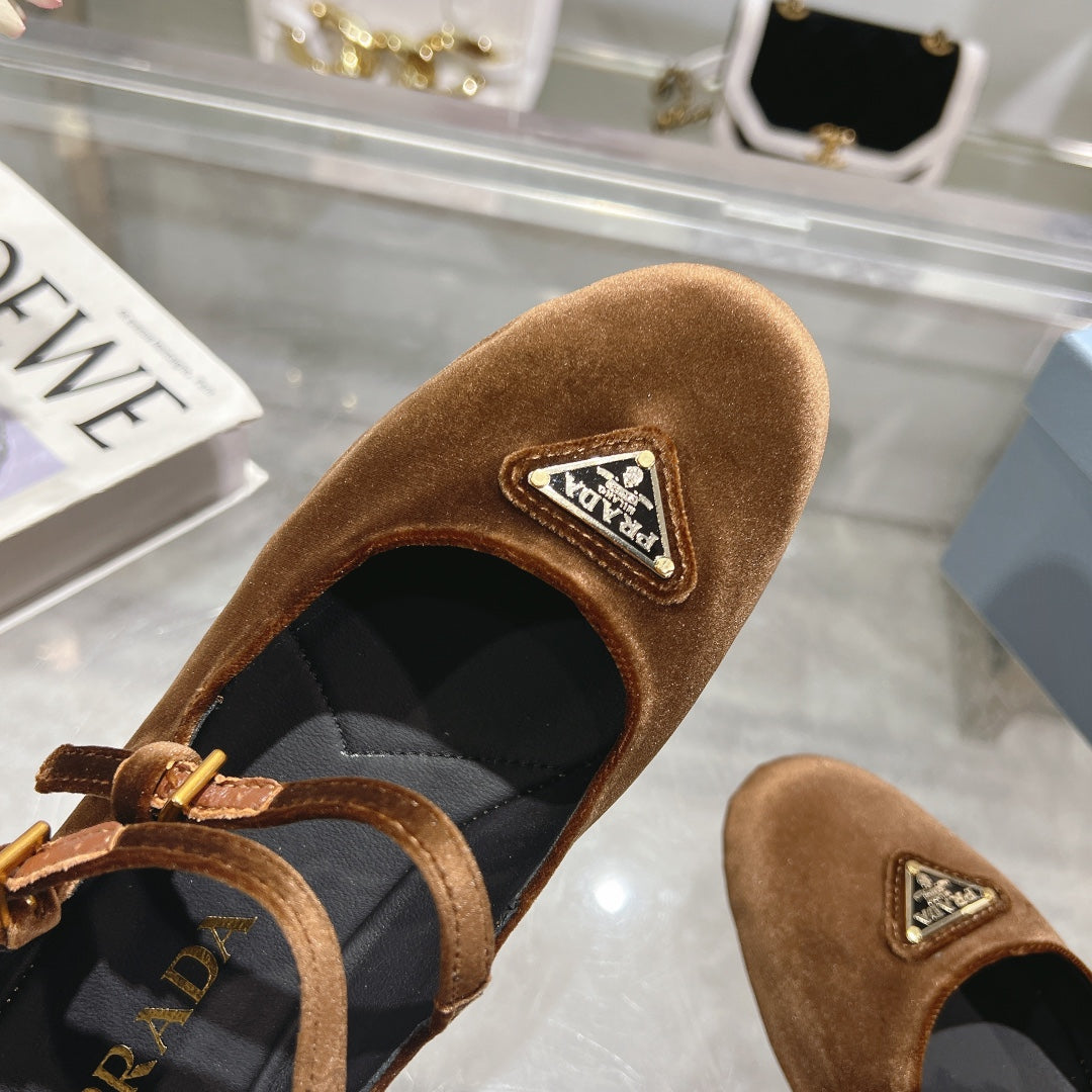 2105QP380Z Popular high-quality Shoes