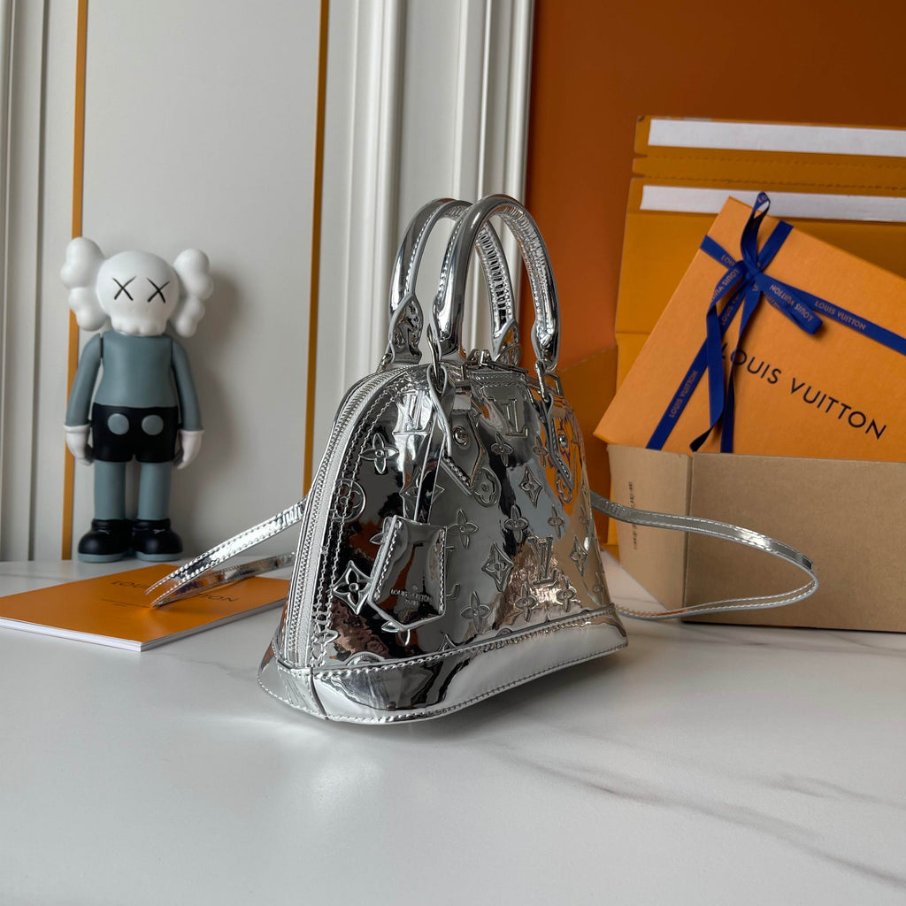 146PE86B Popular leather bag