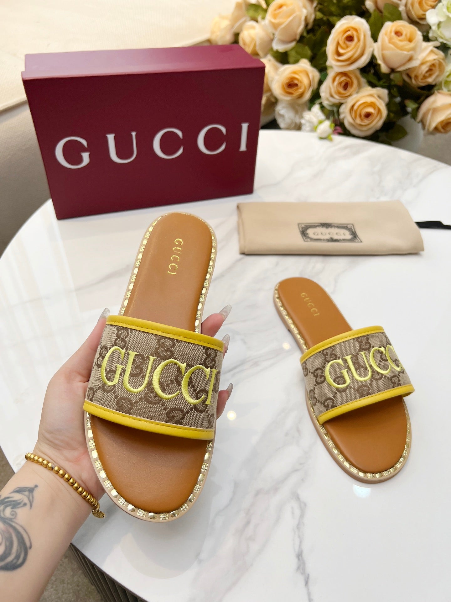 255QB29Z Popular Slippers